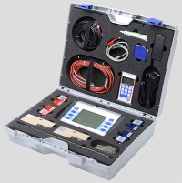 Ultraschall-Portable Durchflussmesser wird in einem robusten Transportkoffer ausgeliefert<br />