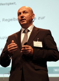 Prof. Dr. Frank-Hendrik Wurm, Leiter Forschung und Entwicklung der WILO SE.