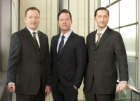 Der Vorstand der WILO SE: Oliver Hermes (Mitte), Vorstandssprecher.......