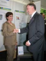 Bundespräsident Horst Köhler dokumentierte mit seinem Besuch bei wodtke die Pionier¬leistung des Tübinger Unternehmens für die Entwicklung der Pellet Primärofen-Technik in Deutschland