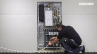 Schritt für Schritt erklärt: Die Wohnungsstation WSP-2-DUO zur Trinkwarmwasserbereitung mit elektrischer Nacherwärmung kann individuell konfiguriert werden und ist speziell auf niedrige Vorlauftemperaturen ausgelegt. Installationsvideo unter: <a href="https://www.stiebel-eltron.de/de/home/produkte-loesungen/erneuerbare_energien/wohnungsstationen/wohnungsstationenprofiselect/grundstation_wsp-2-duowsg-2-duo/wsp-2-duo.html"target=_blank">www.stiebel-eltron.de/film-wsp</a>