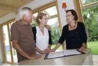 Bauexperten helfen beim barrierefreien Umbauen.Bild:.......