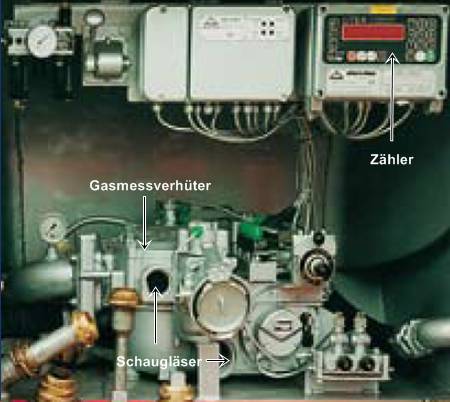 Armaturenschrank auf einem Tankwagen