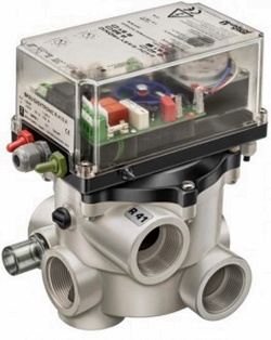 BADU® EasyTronic mit<br />6-Wege-Ventil BADU Mat R 51/3 A