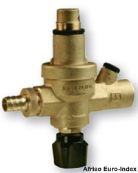 Füllarmatur mit Schlauchanschluss