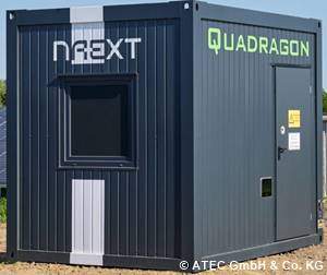 Der Quadragon wurde ursprünglich für die Nachstromkompensation in Solarparks entwickelt, bietet darüber hinaus aber auch vielfältige Anwendungsmöglichkeiten.